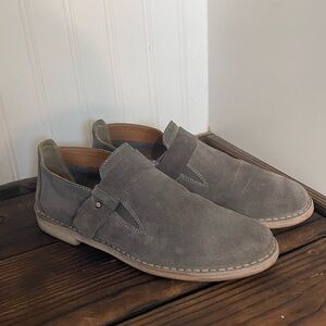 Vince Grey Sueded Leather Loafers